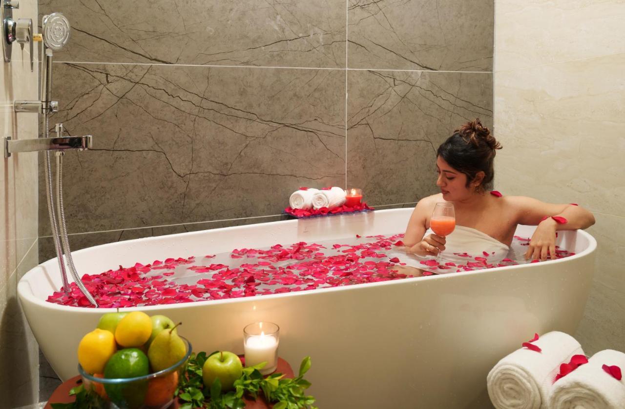 Eden Woods Resorts And Spa 蒙纳 外观 照片